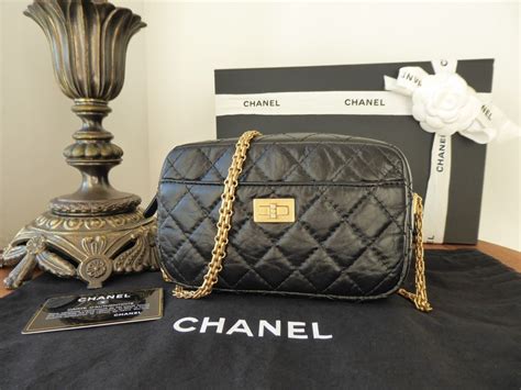 chanel 2.55 small